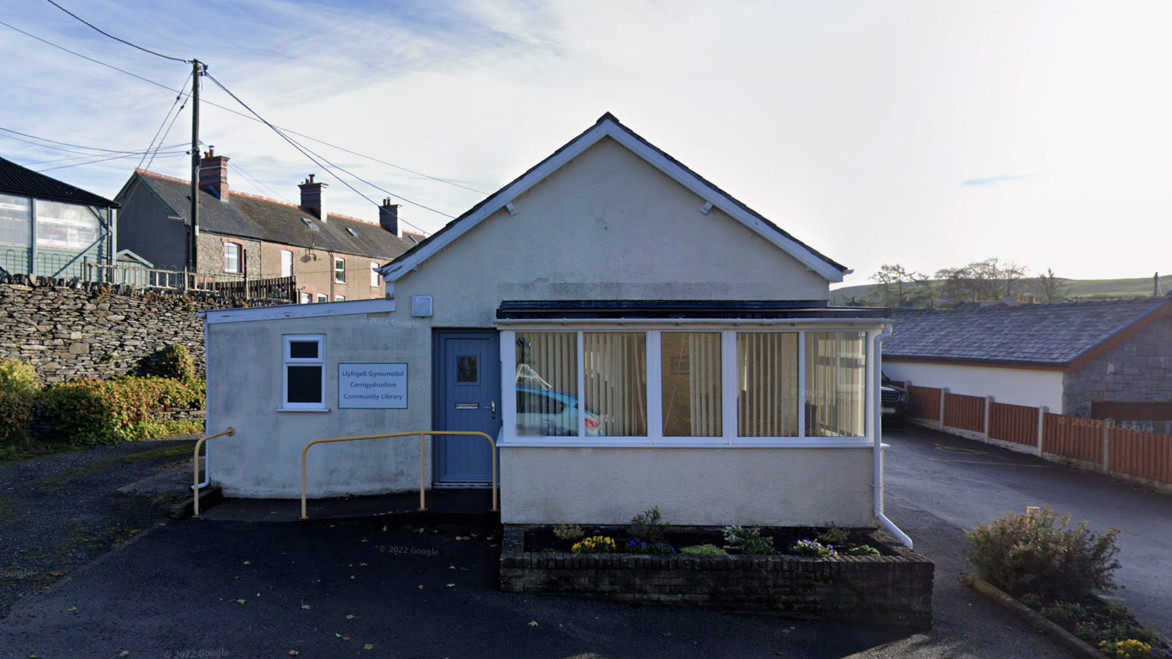 Uwchaled Library, Cerrigydrudion exterior photo