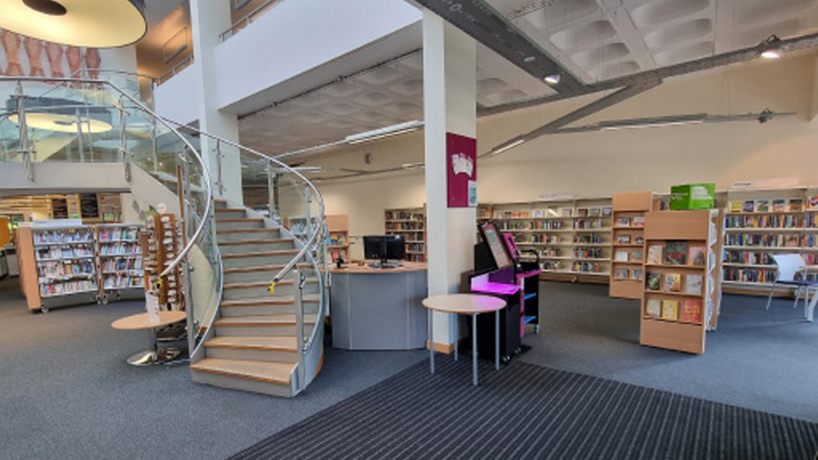 Welwyn Garden City Library, Hertfordshire new bright, open spaces and stairway